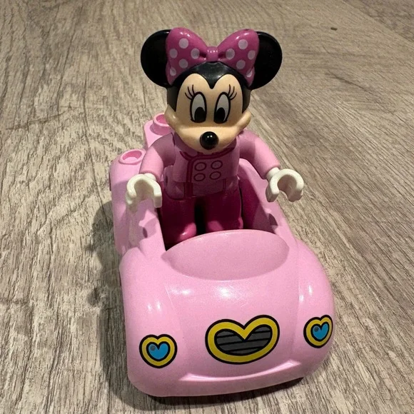 Lego Duplo Disney Junior Minnie's Birthday Party Building Brick Set #10873 - Picture 6 of 8